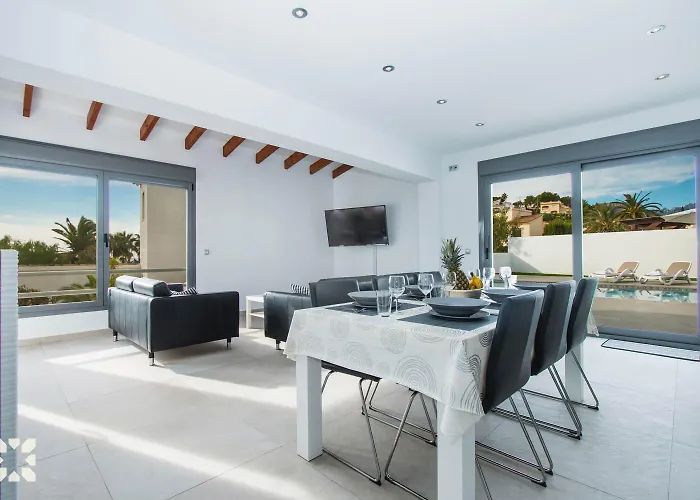 Mango By Abahana Villa